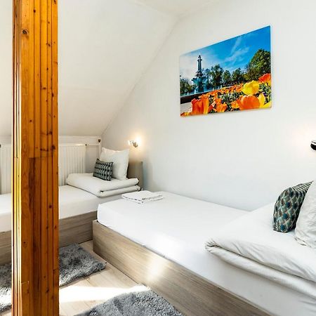 Dobo Vendeghaz Hotel Егер Екстериор снимка