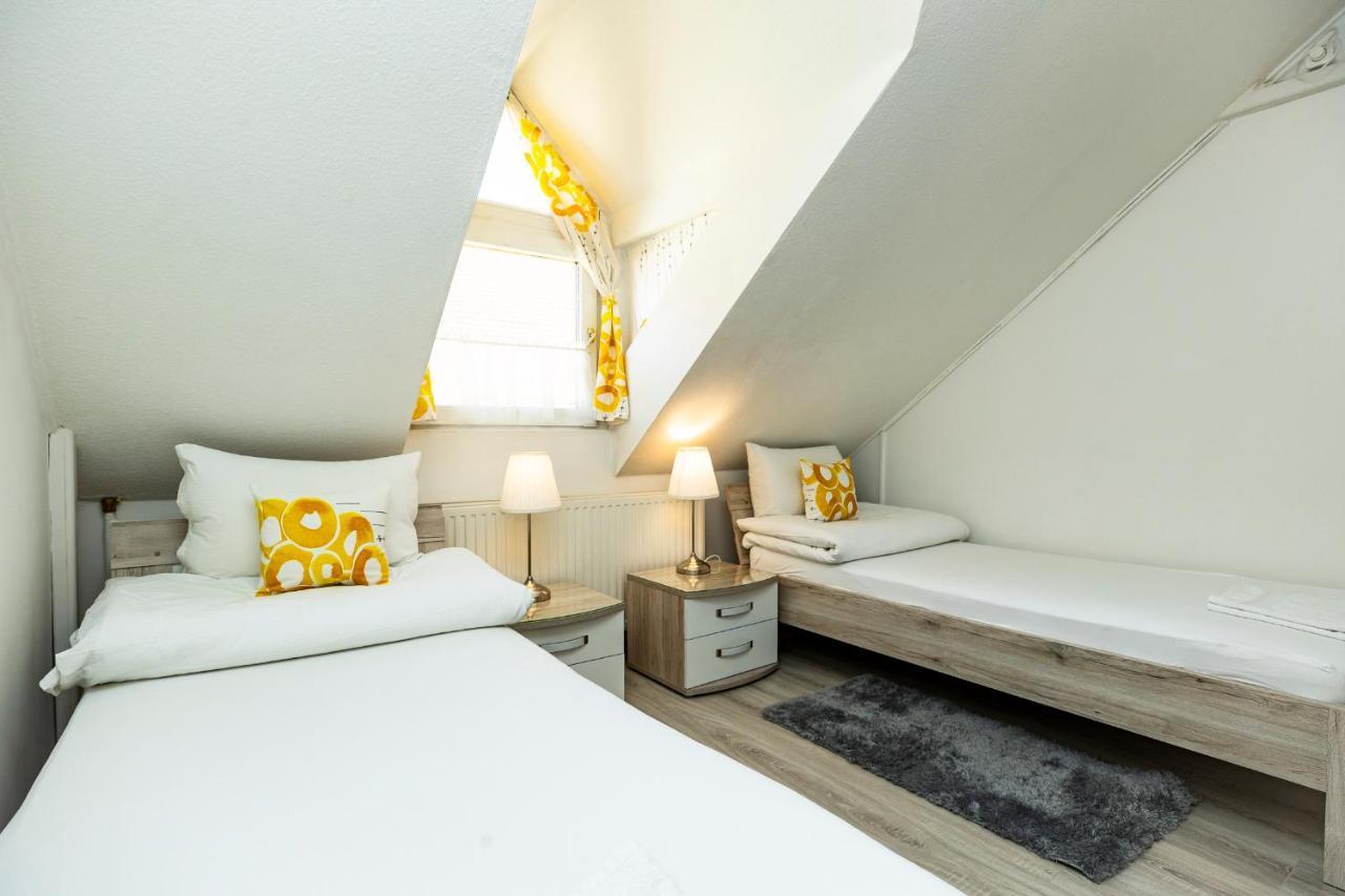 Dobo Vendeghaz Hotel Егер Екстериор снимка